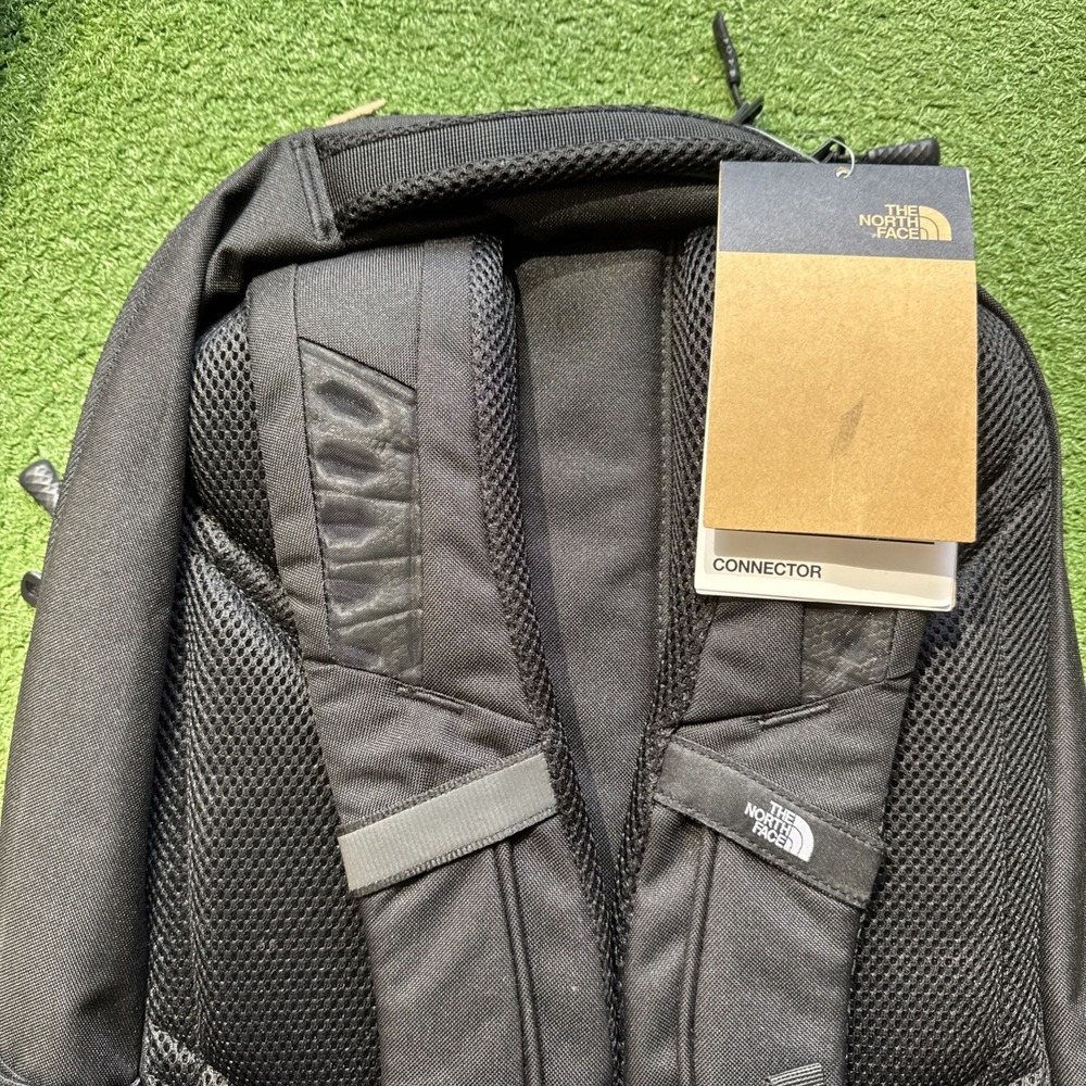 Black The North Face Connector Backpack with LOGO NWT NICE WOW! - Picture 5 of 5